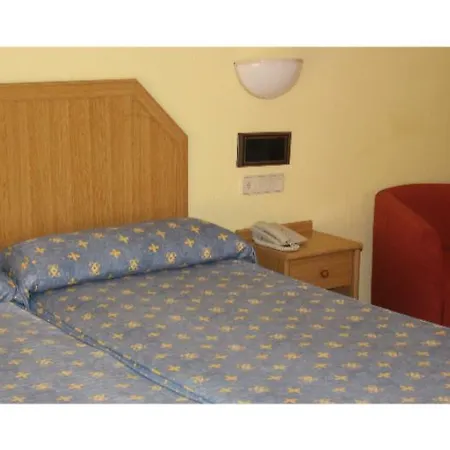 Hotel Ar Roca Esmeralda & 3*