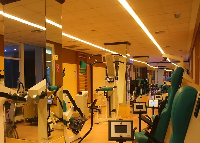 Hotel Ar Roca Esmeralda &