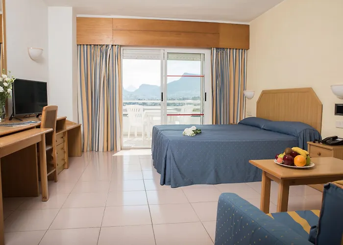 Ar Roca Esmeralda & Hotel