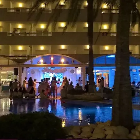 Szálloda Ar Roca Esmeralda &