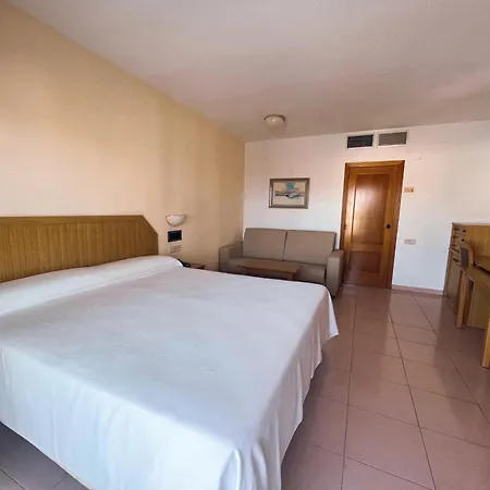 Ar Roca Esmeralda & Hotel 3*