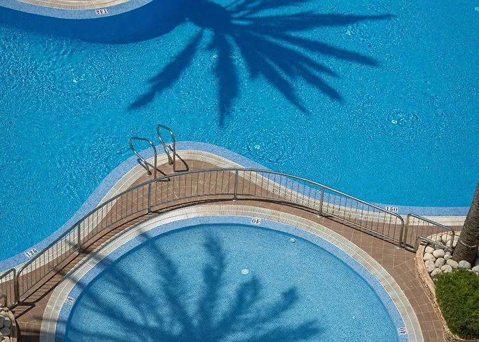 Ar Roca Esmeralda & Hotel 3*