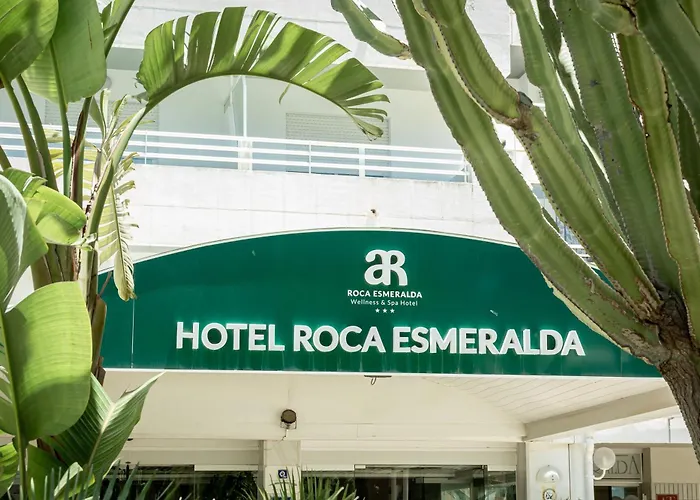 Ar Roca Esmeralda & Hotel 3*