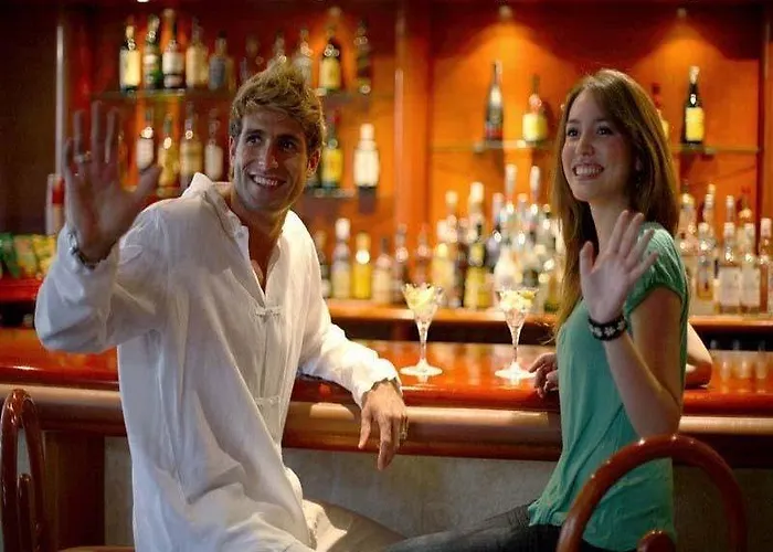 Ar Roca Esmeralda & 3* קלפה