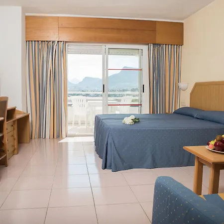 Ar Roca Esmeralda & Hotel