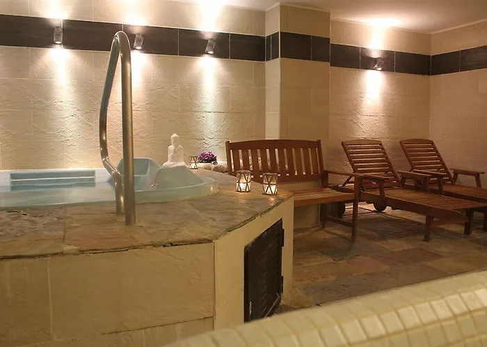 Ar Roca Esmeralda & Hotel 3*