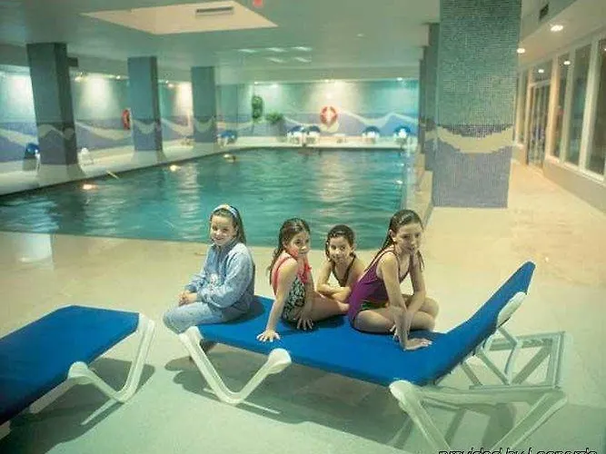 Ar Roca Esmeralda & Hotel 3*