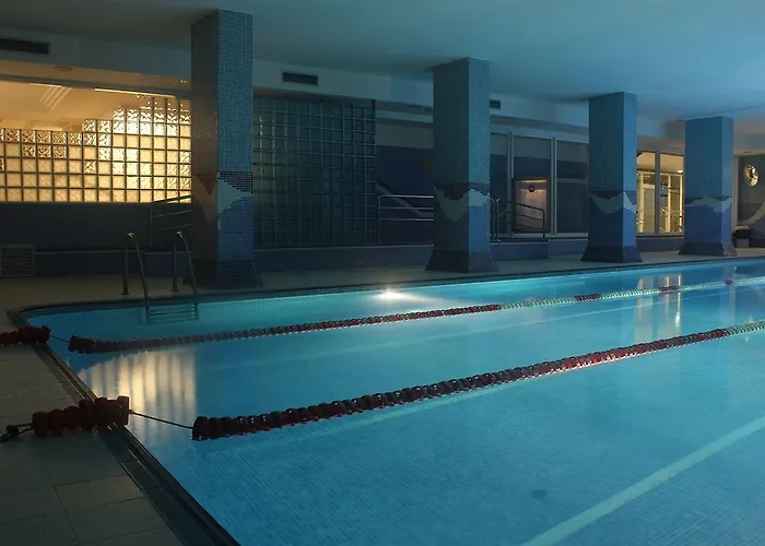 Ar Roca Esmeralda & Hotel 3*