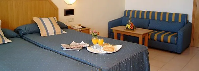 Hotel Ar Roca Esmeralda & 3*