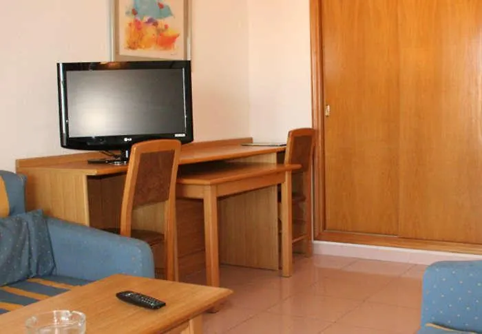 Hotel Ar Roca Esmeralda & 3*